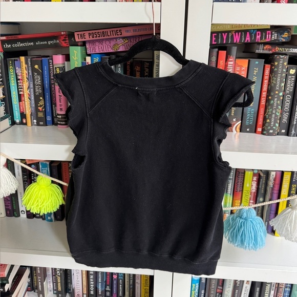 Anthropologie t.La grey black cotton sweatshirt ruffle short sleeve sweatshirt - Picture 4 of 4